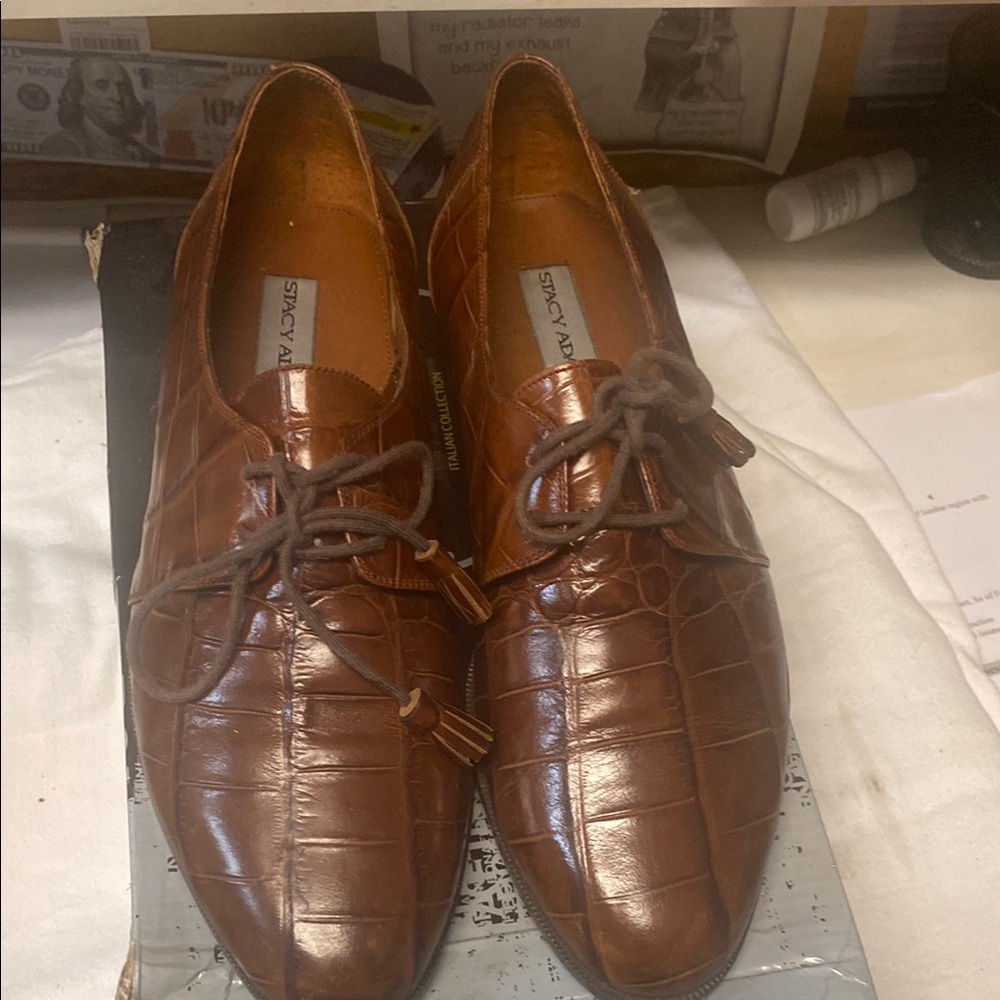 Stacy Adams Brown Leather Oxfords with Polished Finish
